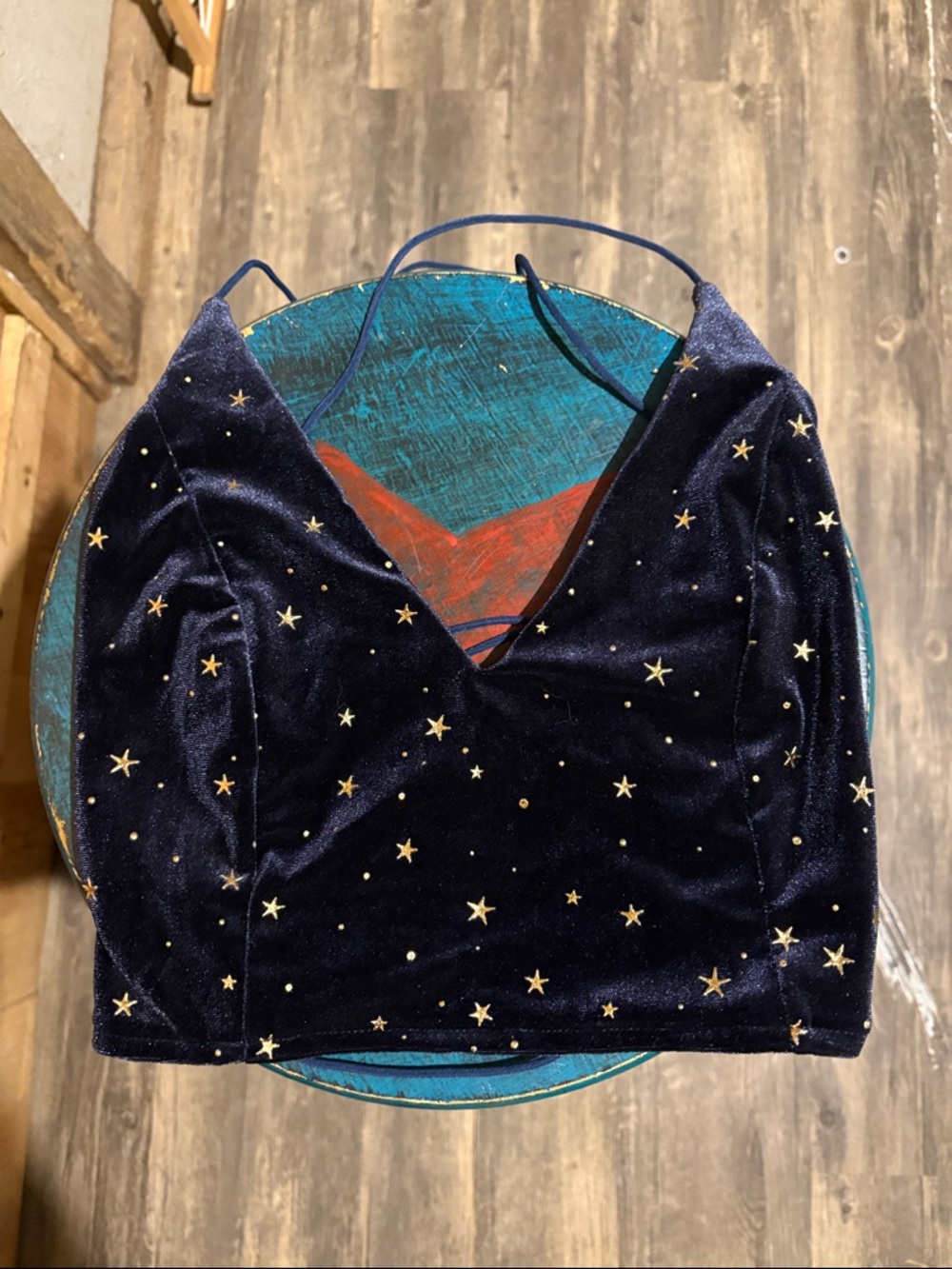 Star-Embellished Velvet V-Neck Crop Tank - Navy